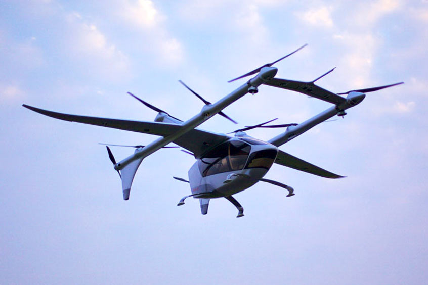 The self-driving eVTOL manned aircraft V1500M successfully completed its first flight test. (Photo: Autoflight)
