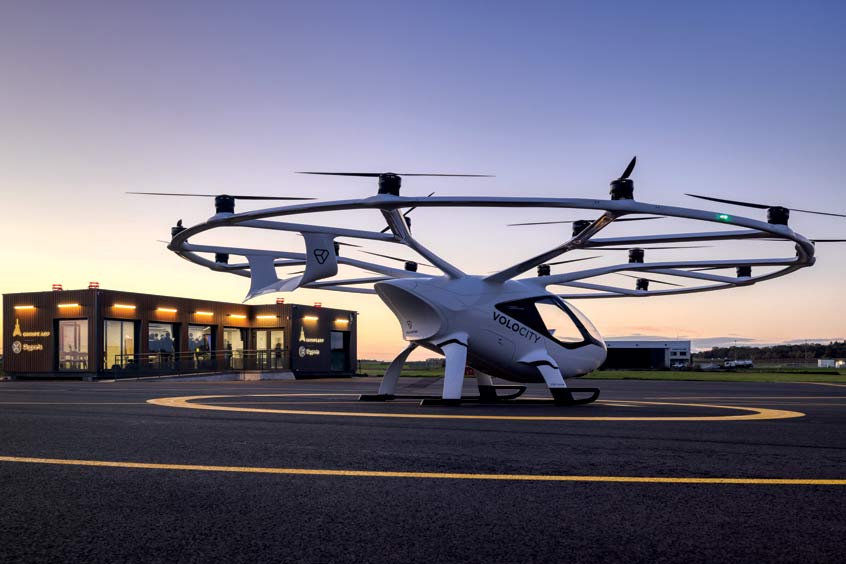 Volocopter has carried out a flight integrated into conventional air traffic at Pontoise.
