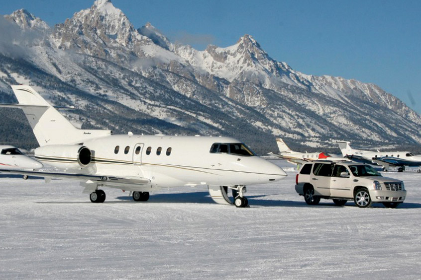 New Flight Charters has added no charge de-icing for the third straight winter season.