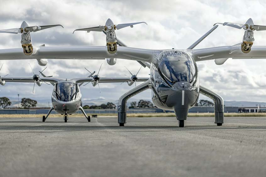 Archer’s Midnight aircraft in the front and Maker in the rear.