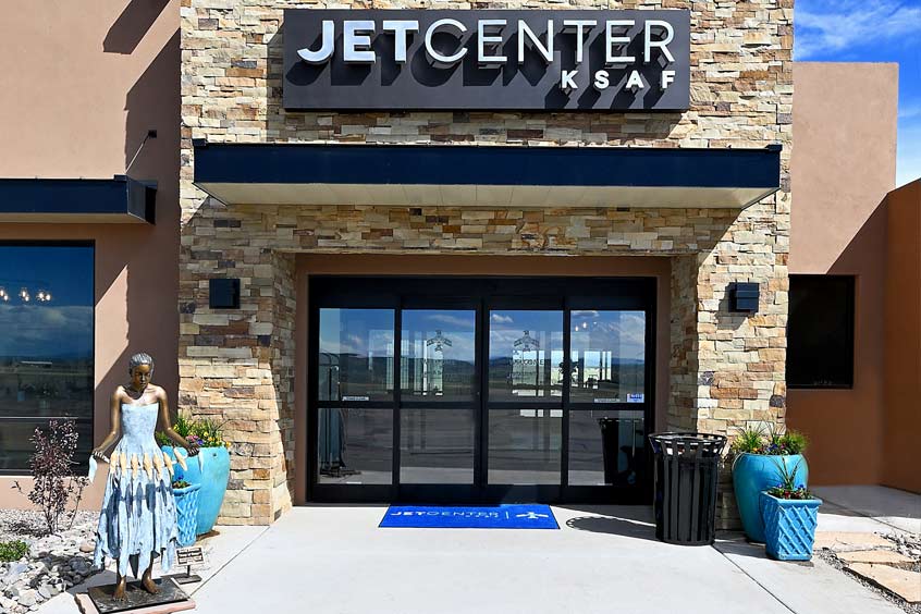 While Jet Center's staff specialise in quick turns, the new amenities invite guests to stay awhile. 