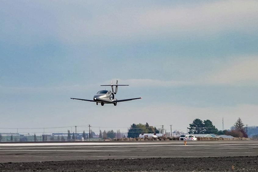 The Switchblade flying car coming in for landing after achieving its first flight. The maiden flight was achieved above Washington State at the Moses Lake/Grant County Airport with veteran test pilot Robert Moehle. The Switchblade flew to an elevation of 500 feet and was airborne for 6 minutes.