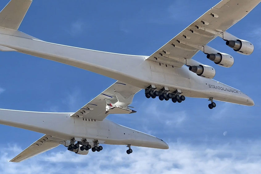 Stratolaunch's Roc launch platform and Talon-A 1 (TA-1) hypersonic testbed take off for their first integrated captive carry flight from Mojave Air and Space Port on Dec. 3, 2023.