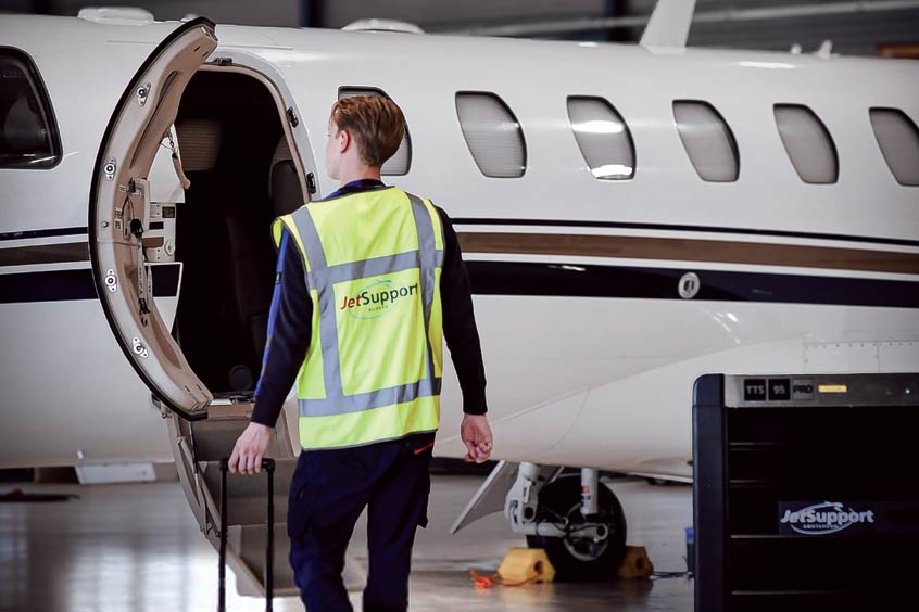 The project addresses the challenges of limited commercial airline connections, parts availability in OEM warehouses scattered throughout Europe, and the logistical costs, time and effort associated with parts supply to AOG locations.