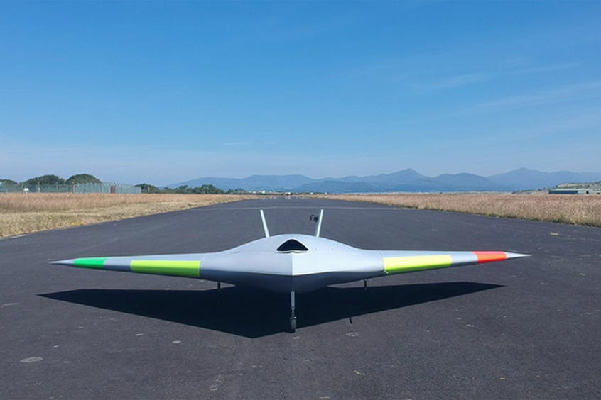 MAGMA, first flight using supersonically blown air.