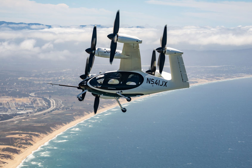 Joby aims to carry its first passengers in Dubai in 2026 using its piloted electric aircraft.