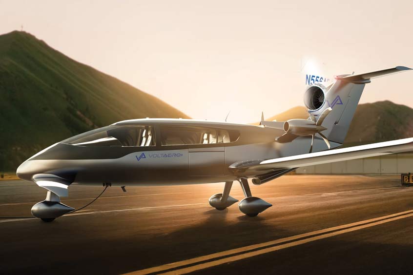The twin-engine electric-hybrid contender.
