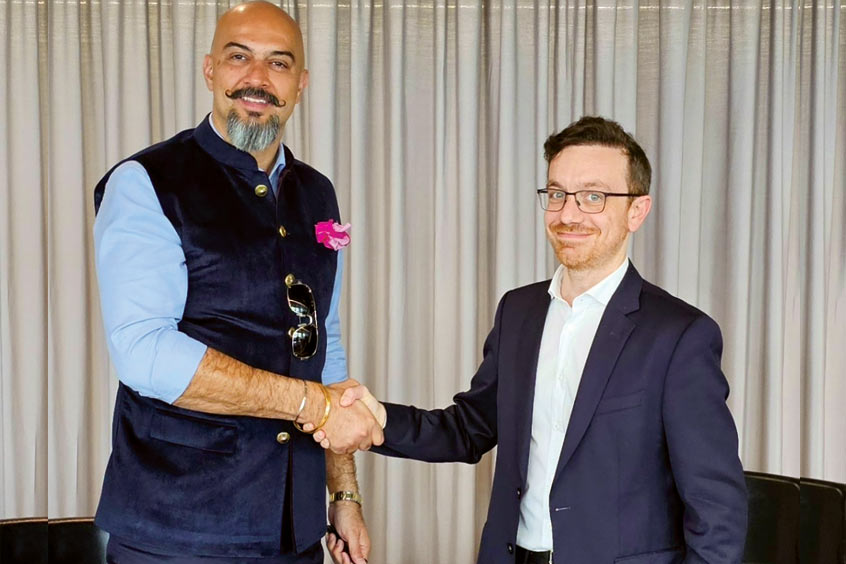 Karan Singh, CEO of Future Flight Global, with Carlo Tursi, CEO of UrbanV.