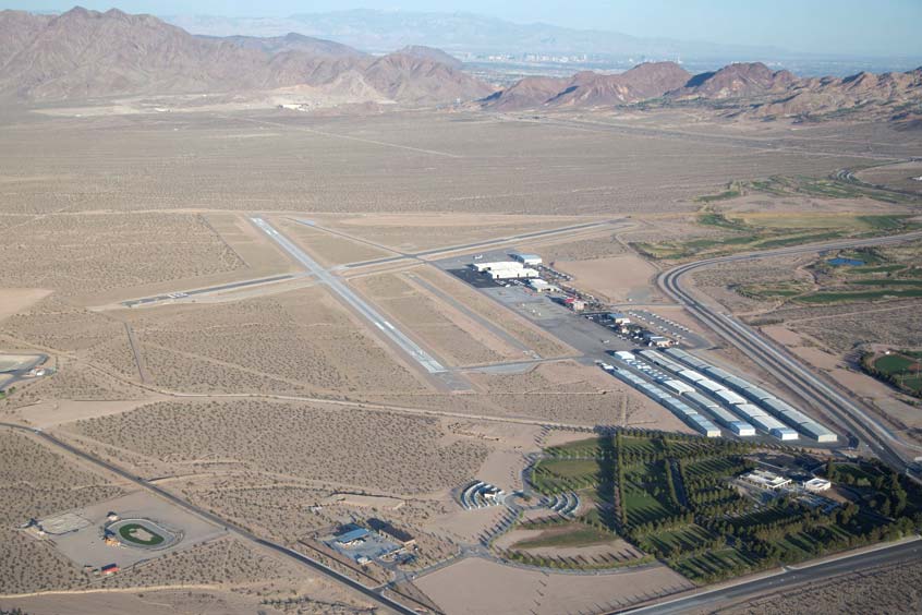 The 40-acre development area will include hangars up to 120 feet wide.