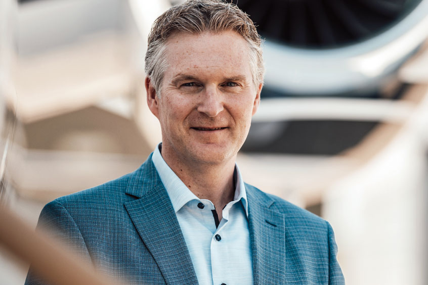 Duncan Van De Velde is a very experienced head when it comes to Textron products.