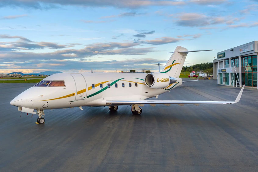 A VIH Challenger 604.