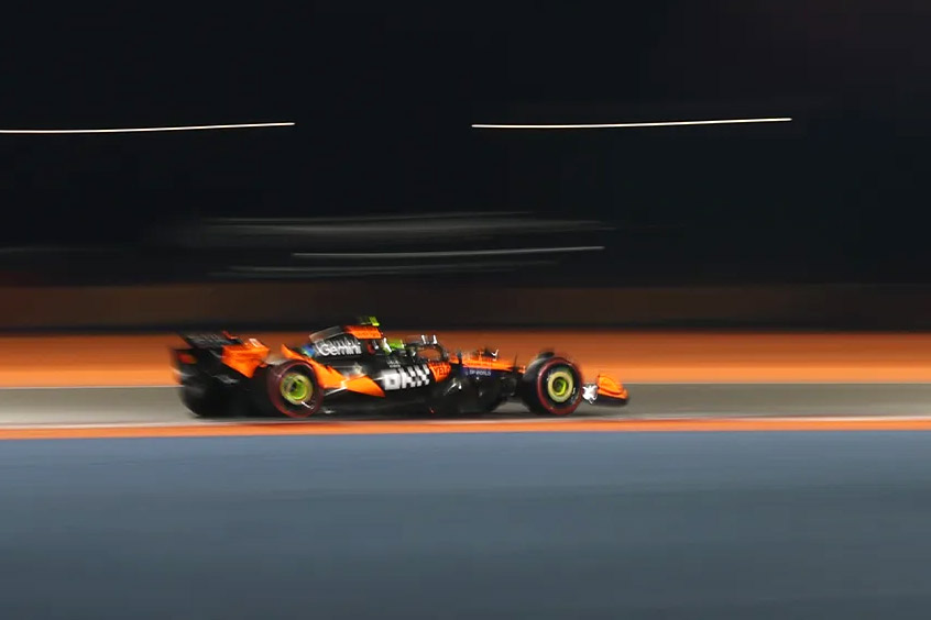 ONEflight’s branding will feature on McLaren’s F1 cars and the race suits of Oscar Piastri and Lando Norris throughout the 2026 season.
