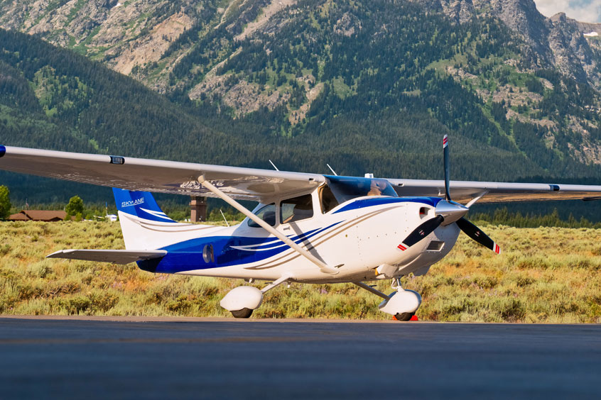 A Cessna Skylane featuring the updated cockpit and ignition systems.