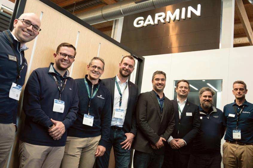 Bozhena H., Head of Growth, Vaeridion; Zach Evans, Aviation OEM Sales, Garmin; Martin Ascher, Aircraft Systems Architect, Vaeridion; Markus Kochs-Kämper, CTO & Managing Director, Vaeridion; Douglas Costa, Head of Propulsion & Systems, Vaeridion; Ivor van Dartel, Co-Founder & CEO, Vaeridion; Matt Jones, Director, Aviation Programs, Garmin; Fredrik Johansson, Aviation OEM Sales Manager, Garmin.