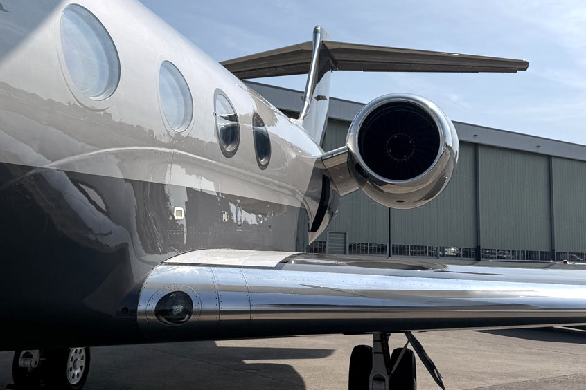 A floating deployment model allows the Gulfstream G550 to reposition quickly between high-demand charter markets across Europe and the Middle East.