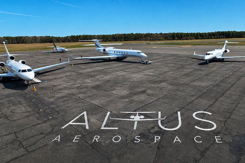 The company has combined on-airport support with nearby maintenance capacity to handle higher traffic volumes.
