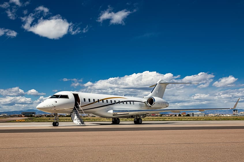 A Global 6000 will be based at Centennial.