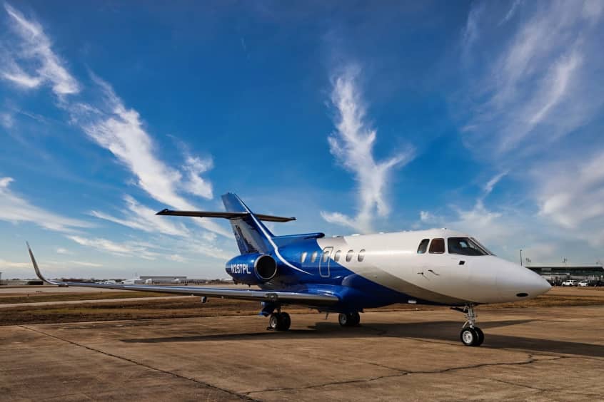 A Tavaero Hawker 800.