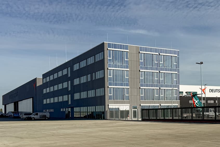 Deutsche Aircraft opts for an integrated security solution from Bosch Building Technologies for its new regional aircraft production site