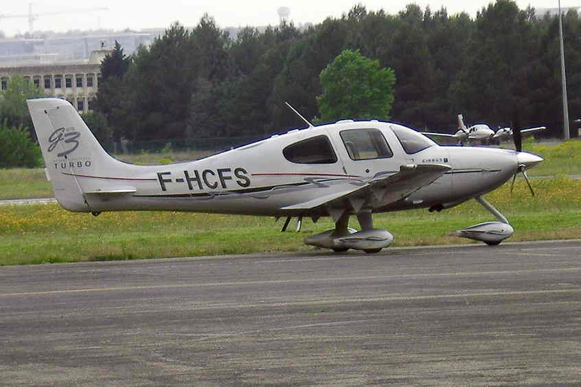Cirrus SR22