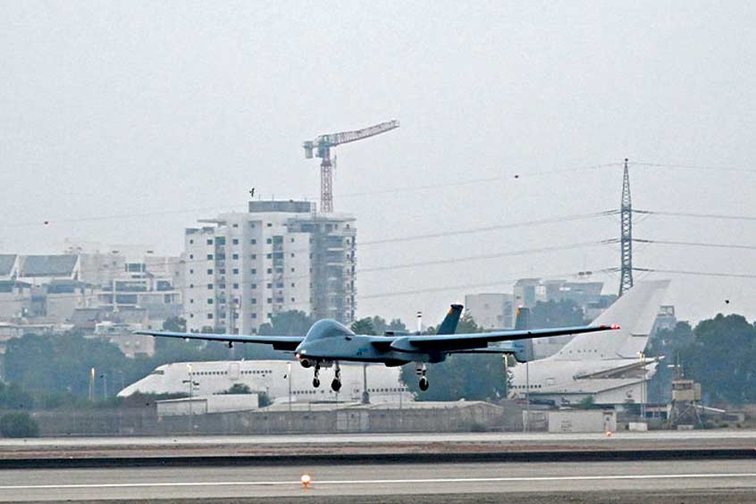 Heron UAV Landing at Ben Gurion Airport. (Photo: IAI)